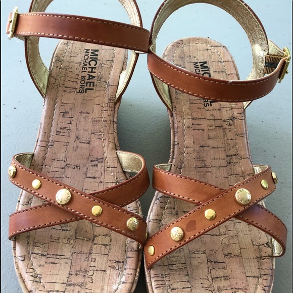 Michael Kors Wedged Shoes - Picture 4 of 4